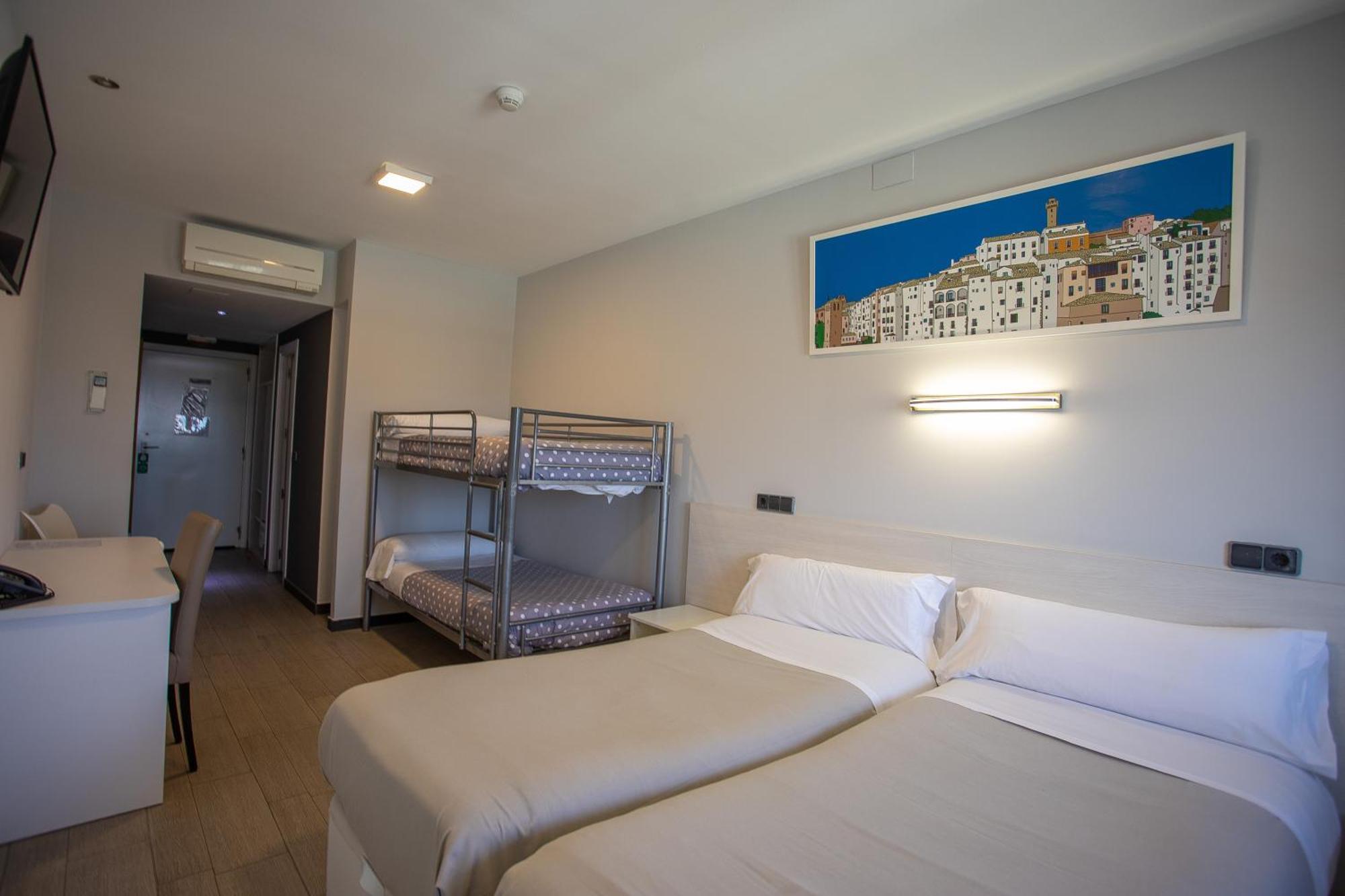 Hotel LB Villa De Cuenca Cuenca  Buitenkant foto